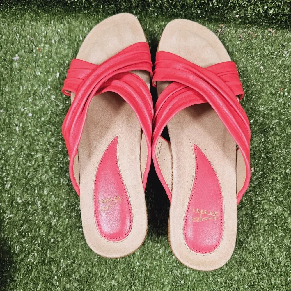Dansko Neve Criss Cross Red Corral Leather Wedge Sandals Womens Size EU‎ 39 US 9